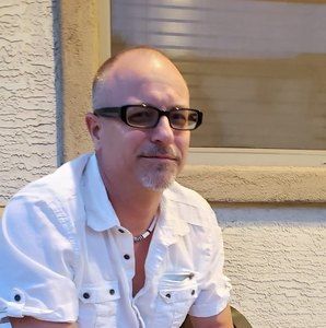 Meet your Posher, Mike